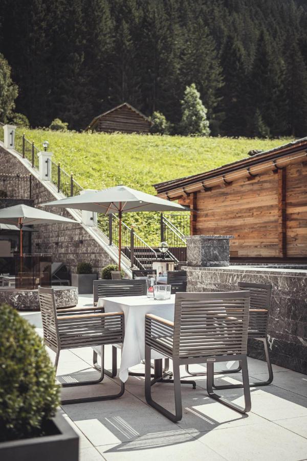 Schlosshotel Ischgl 5 Bagian luar foto
