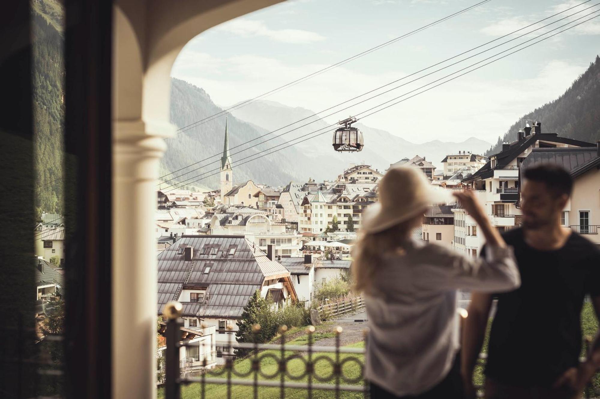 Schlosshotel Ischgl 5 Bagian luar foto