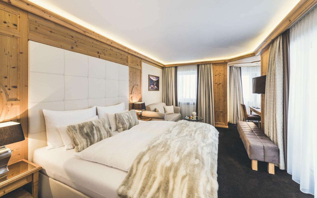 Schlosshotel Ischgl 5 Bagian luar foto
